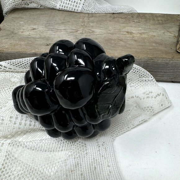 Vintage Black Glass Grape Cluster Figurine - Picture 6 of 7